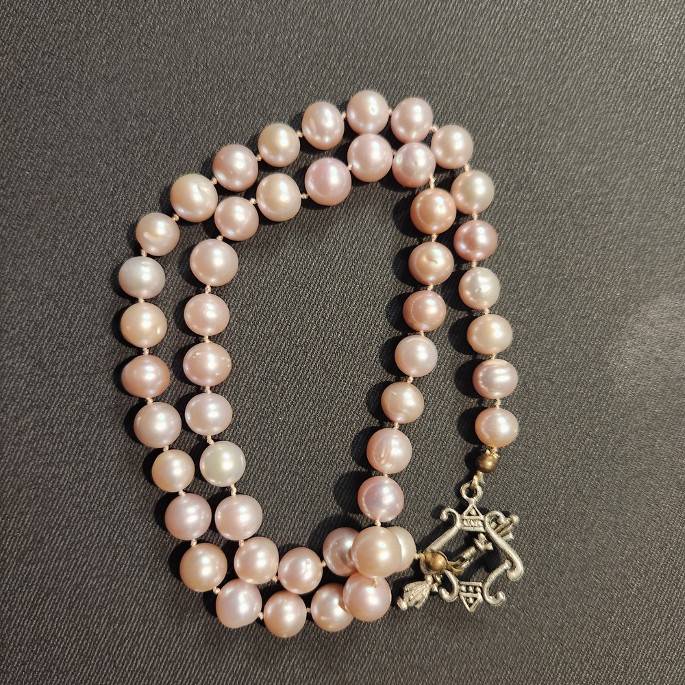 Pink Freshwater Pearl Necklace with Decorative Clasp